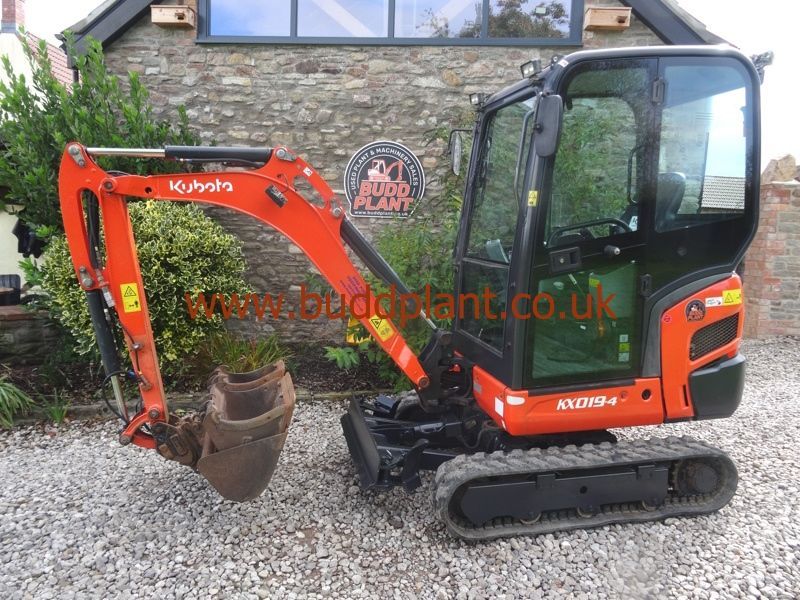 KUBOTA KX019-4 MINI DIGGER