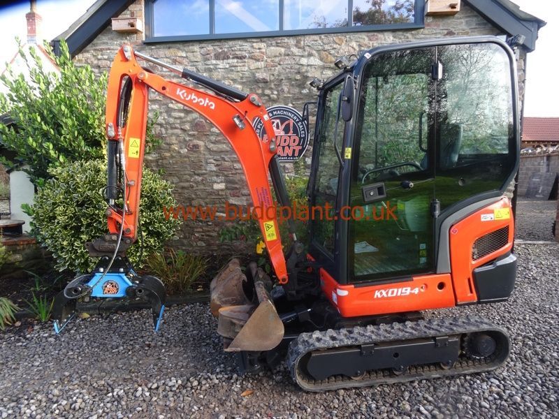 KUBOTA KX019-4 MINI DIGGER