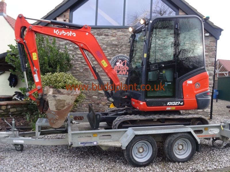 KUBOTA KX027-4 MINI DIGGER WITH TRAILER