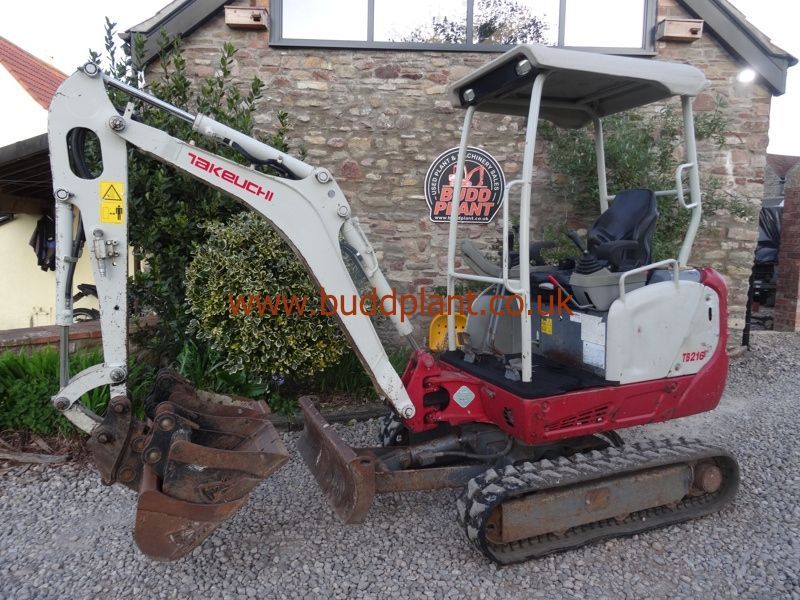 TAKEUCHI TB216 MINI DIGGER