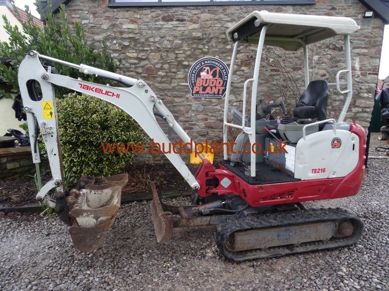 TAKEUCHI TB216 MINI DIGGER