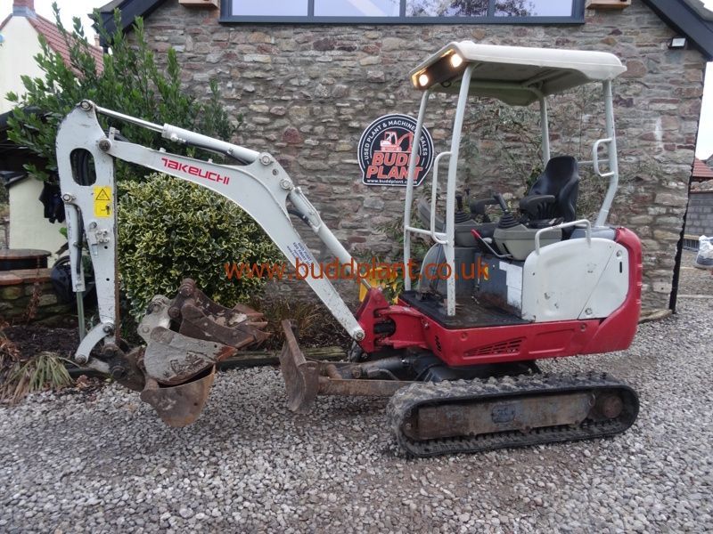 TAKEUCHI TB216 MINI DIGGER