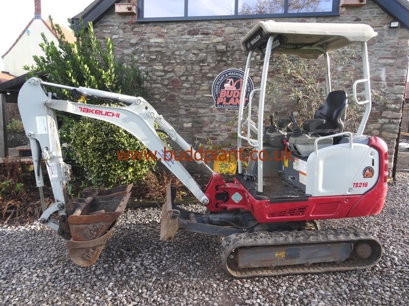 TAKEUCHI TB216 MINI DIGGER