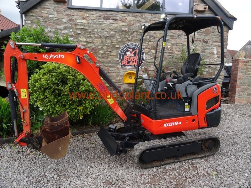 KUBOTA KX019-4 MINI DIGGER