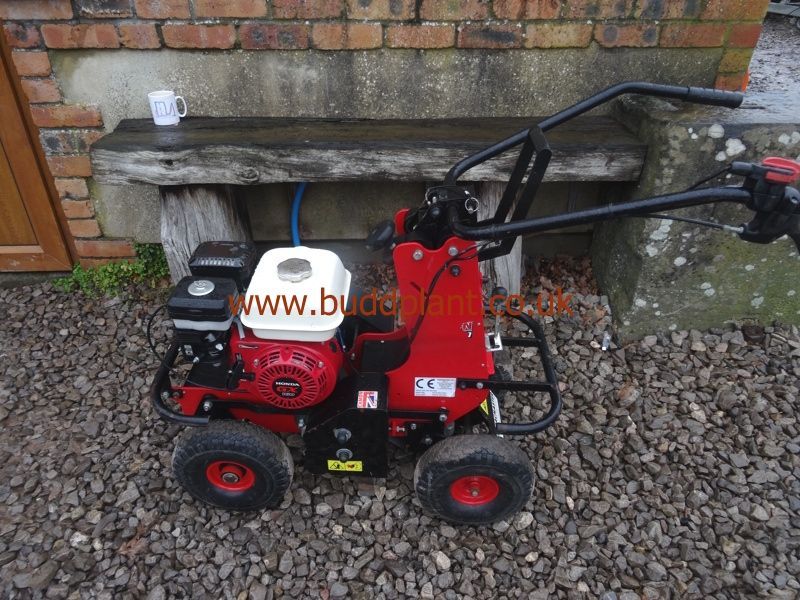 TRACMASTER TC07 TURF CUTTER