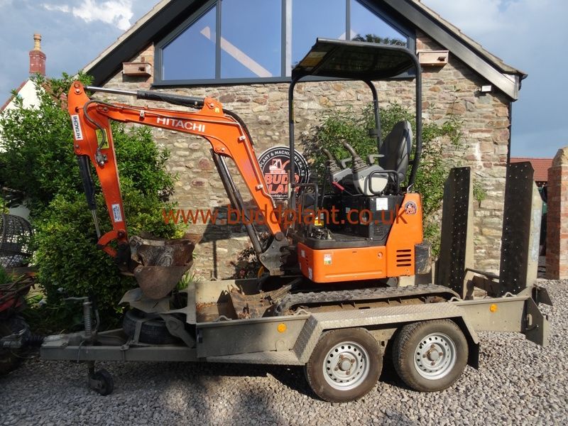 HITACHI ZX19U MINI DIGGER WITH TRAILER