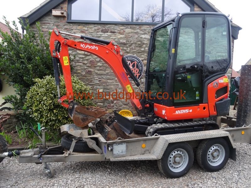 KUBOTA KX015-4 MINI DIGGER WITH TRAILER