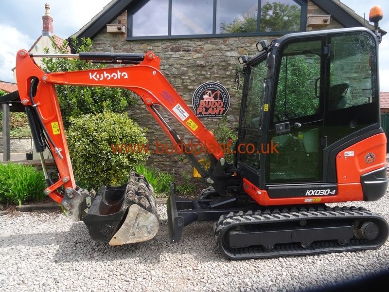 KUBOTA KX030-4 MINI DIGGER