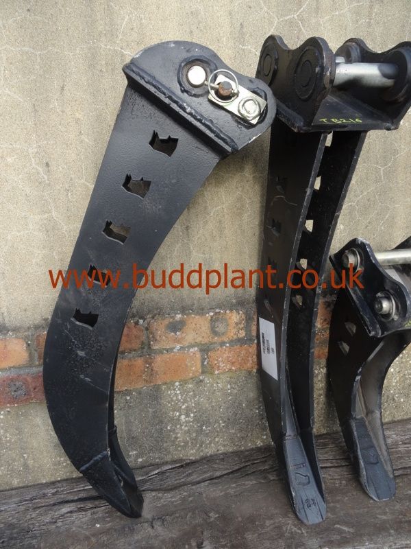 UTILITY DEEP DIG NARROW TRENCH BUCKET