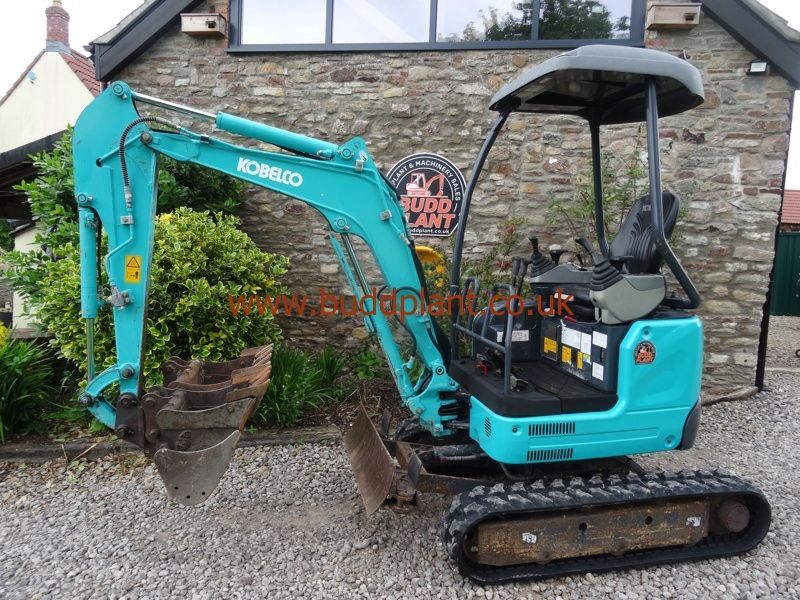 KOBELCO SK17SR-3E MINI DIGGER