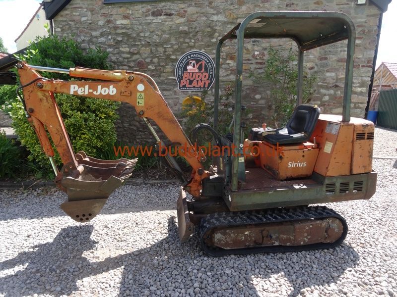 PEL JOB 1.4T MINI DIGGER