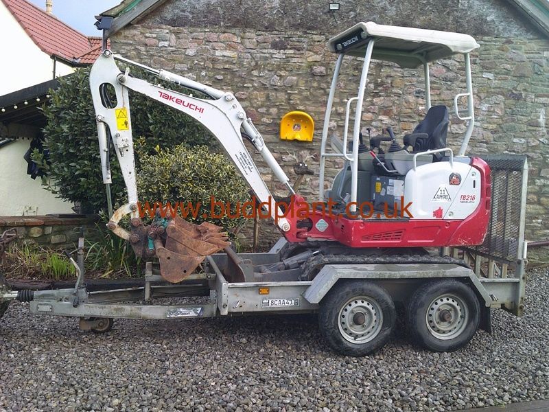TAKEUCHI TB216 1.8T MINI DIGGER WITH INDESPENSION PLANT TRAILER