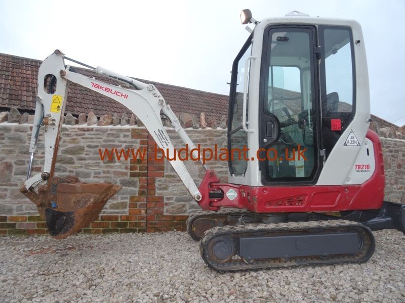 TAKEUCHI TB216 MINI DIGGER