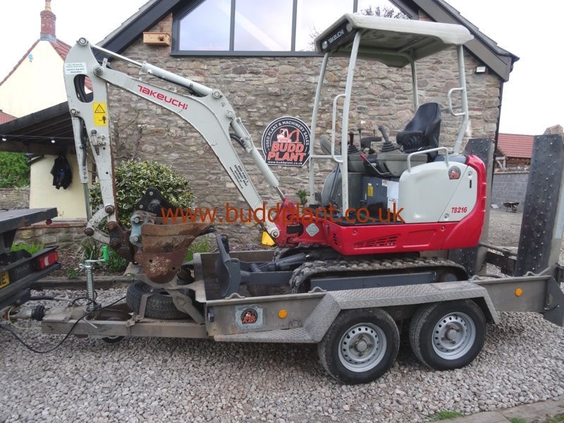 TAKEUCHI TB216 MINI DIGGER & IFOR WILLIAMS TRAILER