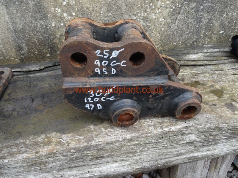 JCB BUCKET ADAPTOR 30MM TO 25MM