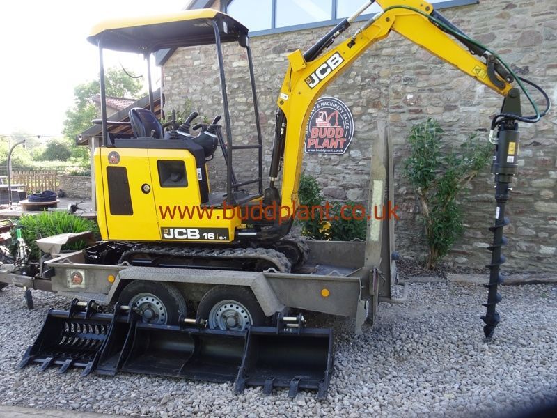 JCB 16C MINI DIGGER WITH PLANT TRAILER & AUGER