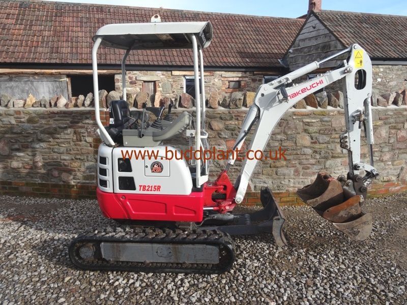 TAKEUCHI TB215R 1.7T MINI DIGGER