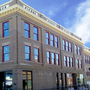 A large building with the word pierre on the top