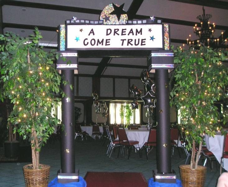 A sign that says a dream come true on it