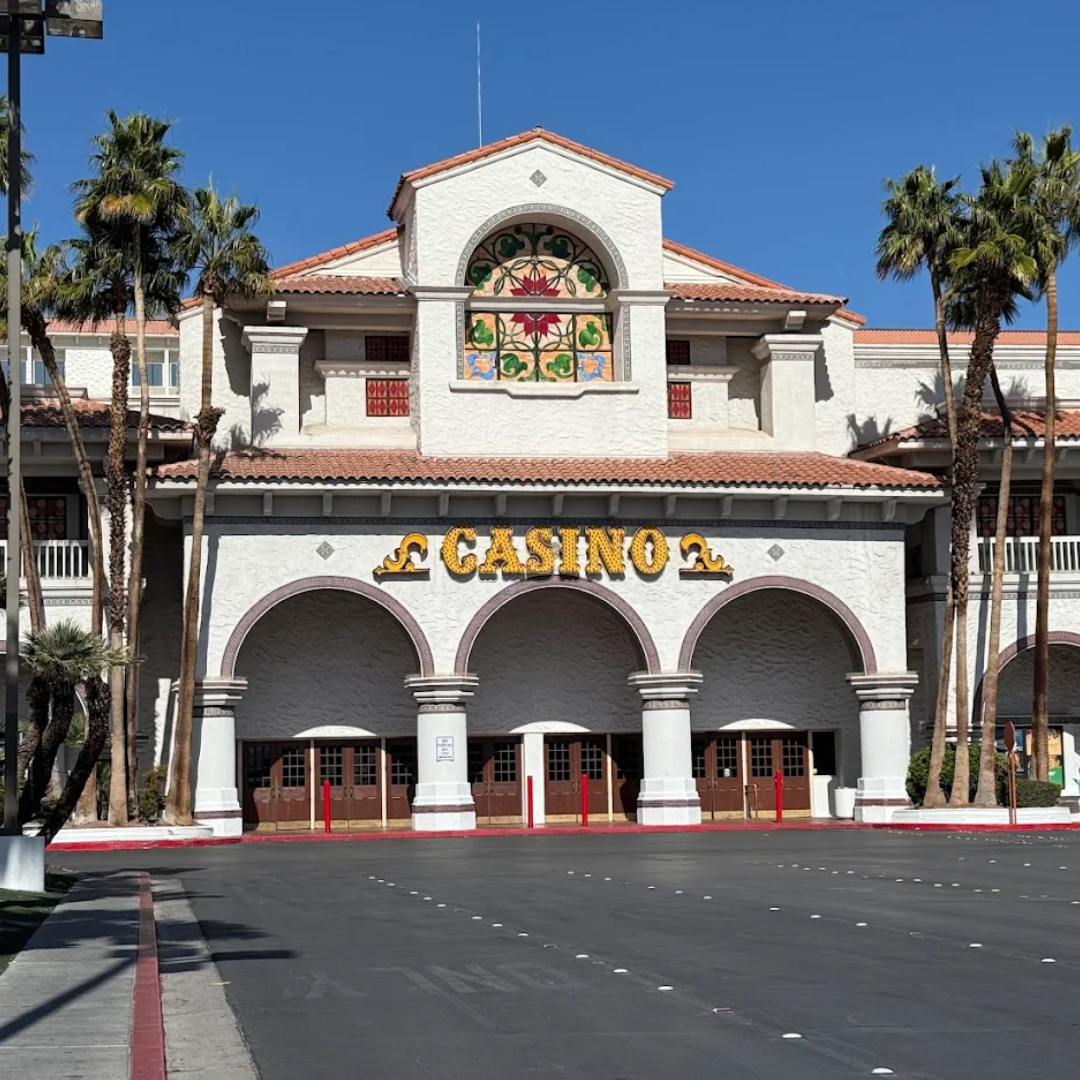 GOLD COAST HOTEL & CASINO