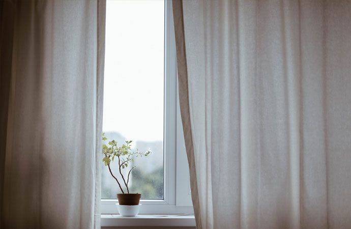 Everything You Should Know About Drapery Cleaning