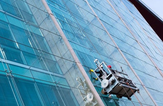 3 Advantages of Professional Window Washing