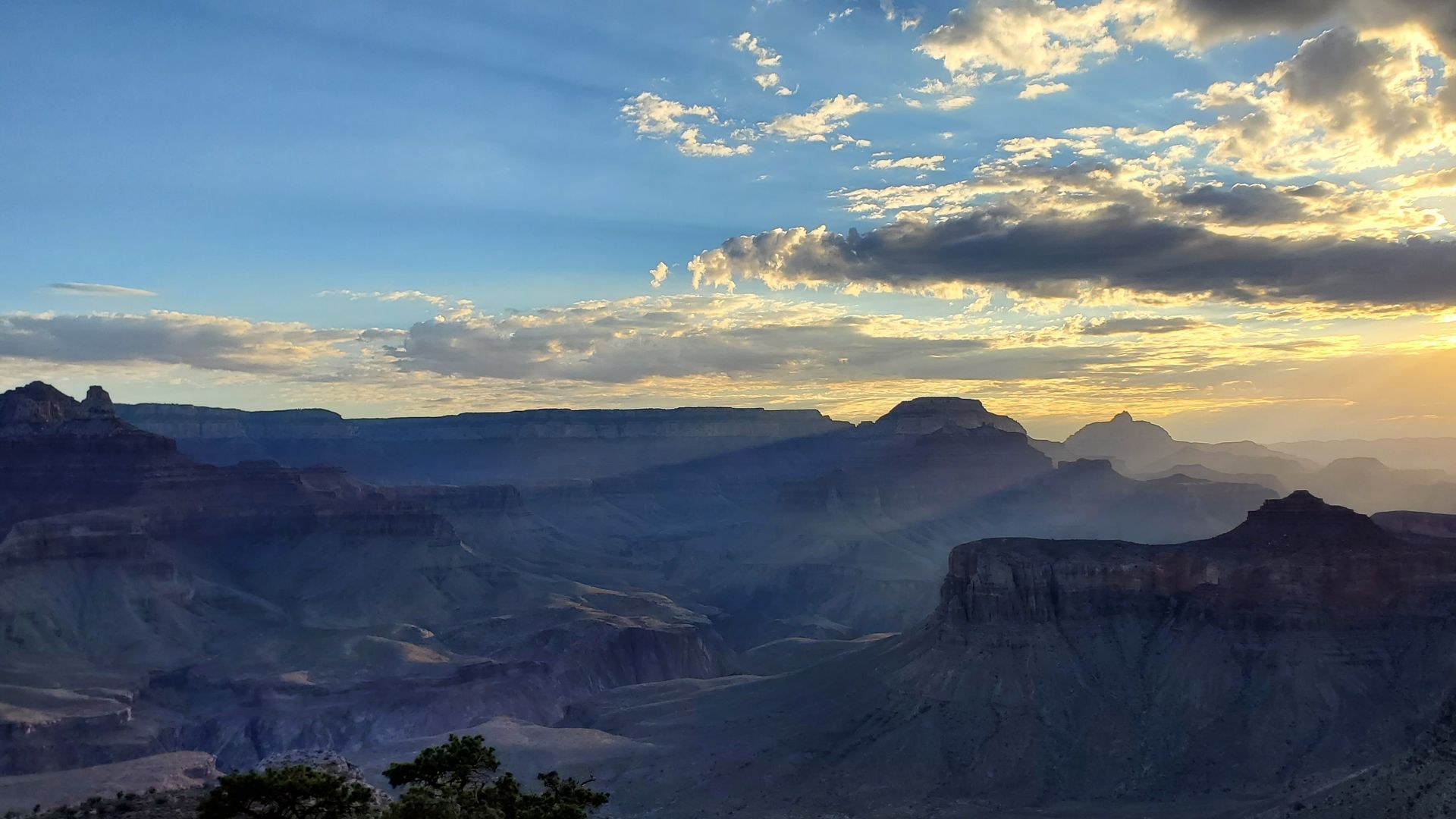 A view of the grand canyon at sunset.
