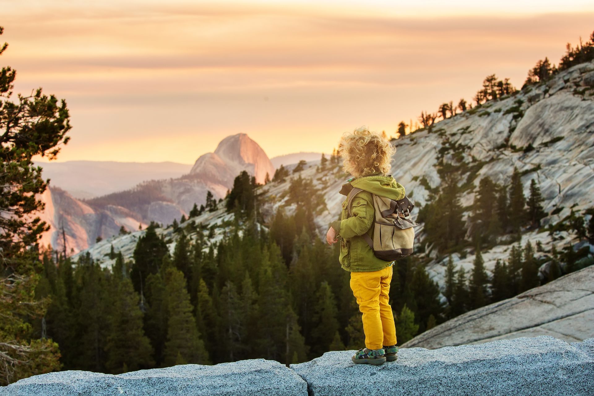 Tips When Hiking With Kids 