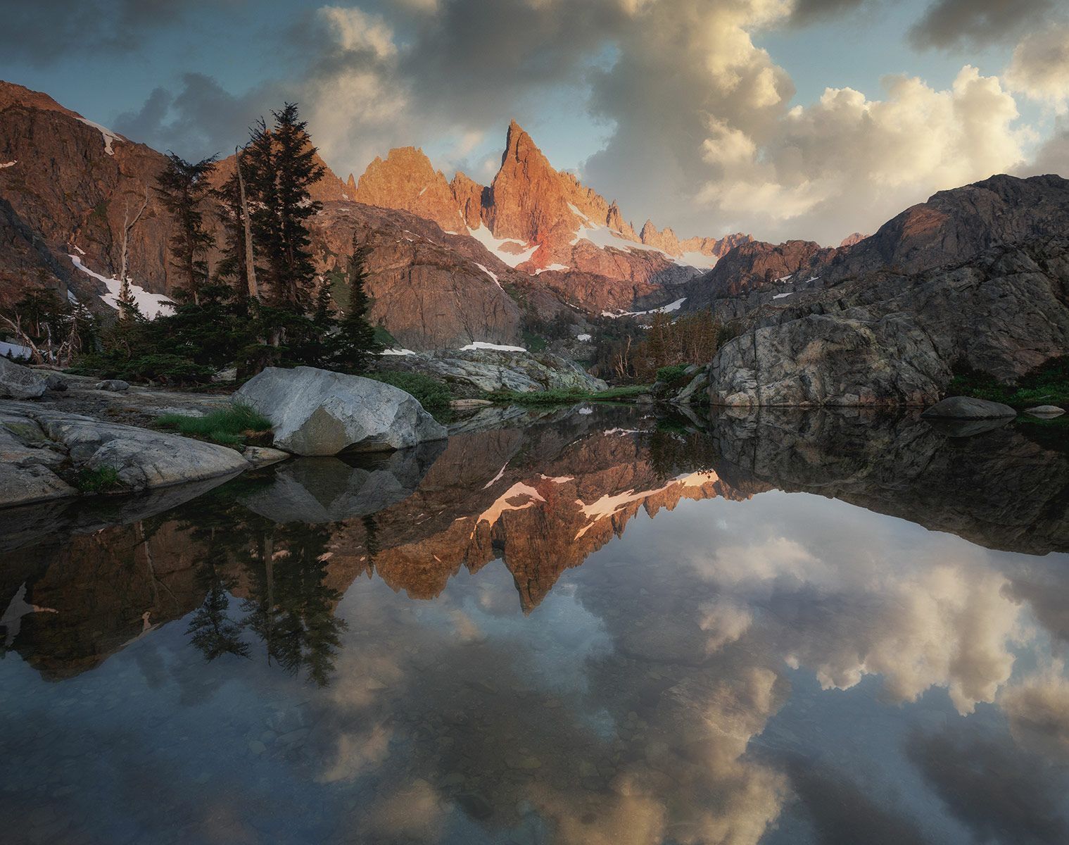 yosemite national lake reflection