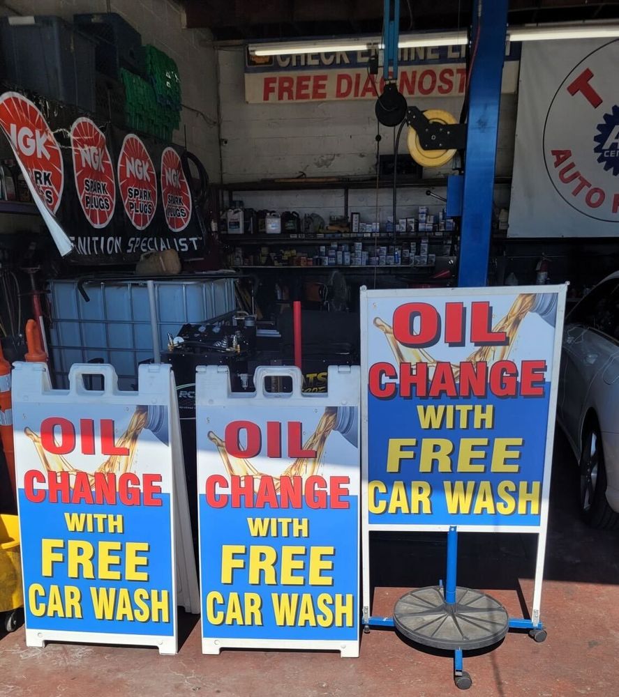 Signs for oil change with free car wash | T & T Auto Repair