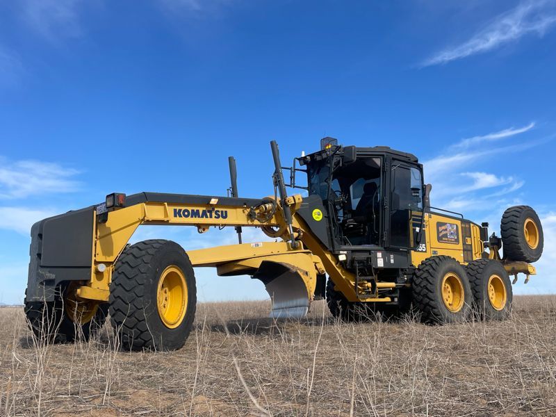 Komatsu 655-5 grader