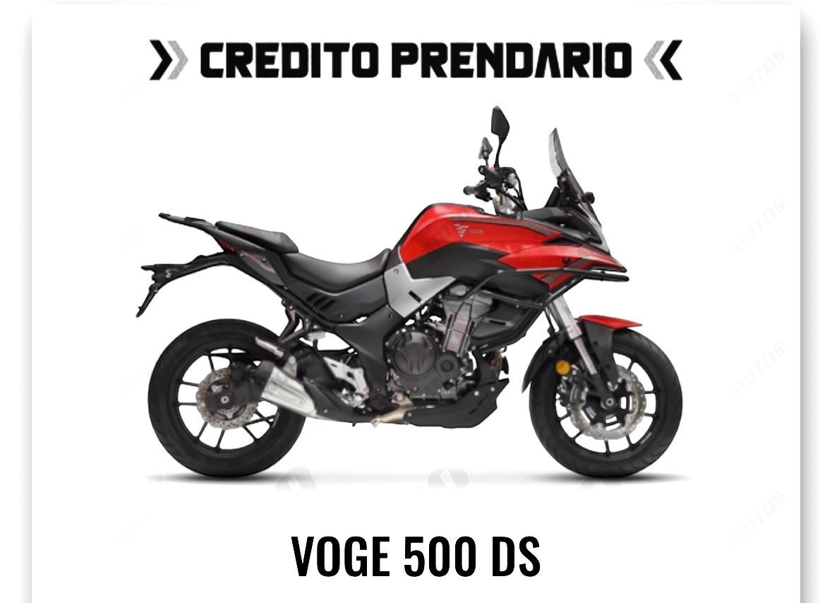 Motocicleta VOGE 500 DS con diseño en color rojo y plata, publicitada bajo el lema