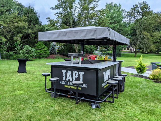 The Best Professional Tailgating Parties of the Season - Best of NJ