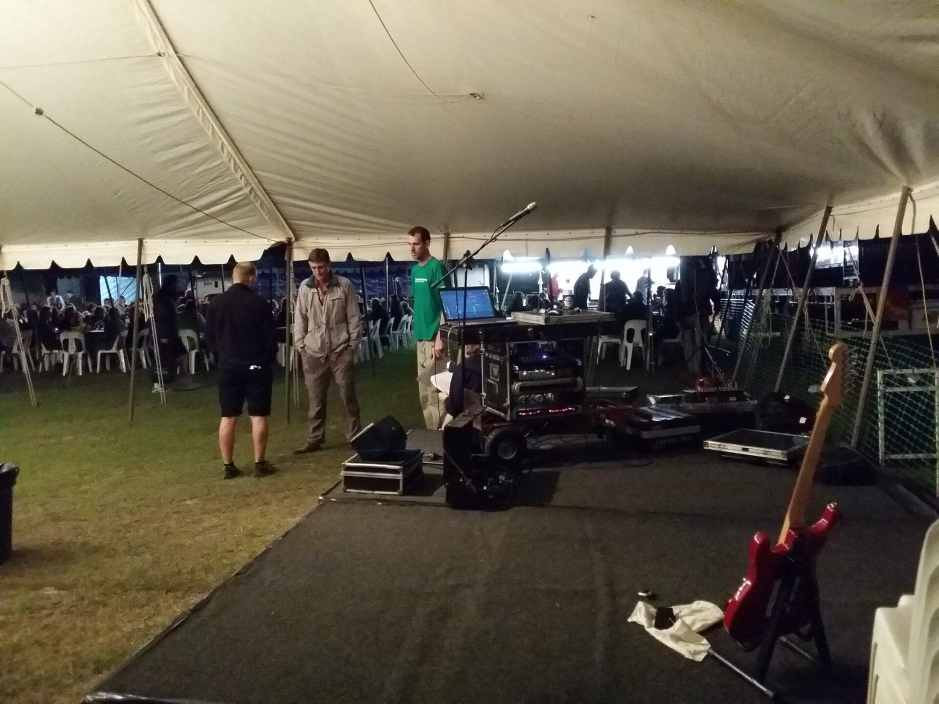 Music Performance — Gladstone, QLD — Steve Jay Music