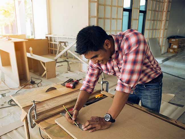 Contractor and commercial insurance