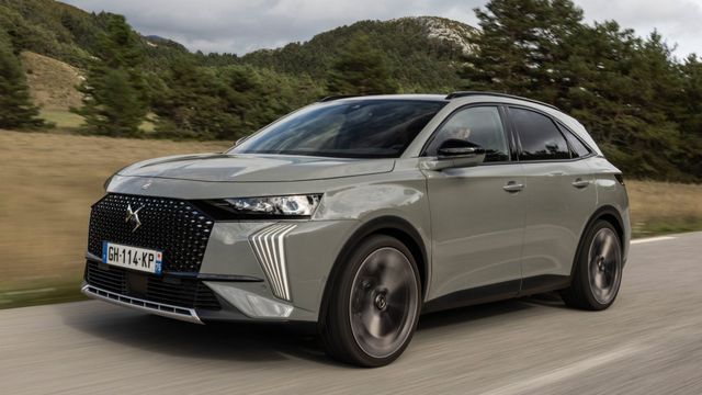 DS7 CROSSBACK: The pioneering SUV from DS Automobiles brand