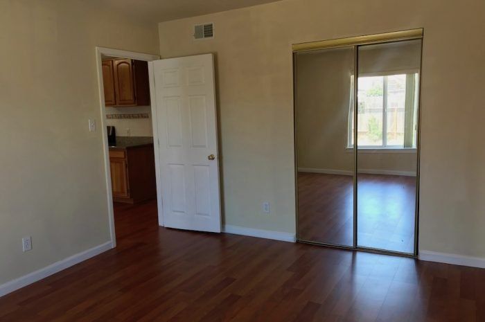 1820 Taraval Exterior