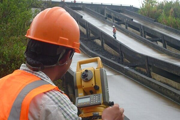 Semafor - Servicios forestales, topografía y agrimensura