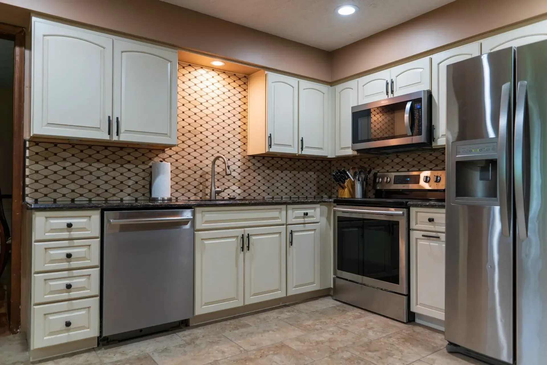 Finish kitchen