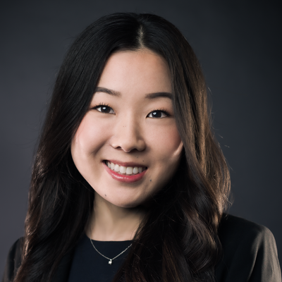 Dr. Kelly Lee headshot