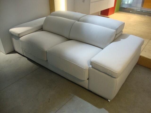 Sala renovada por TAPICERÍA E INNOVACIÓN GARRIDO