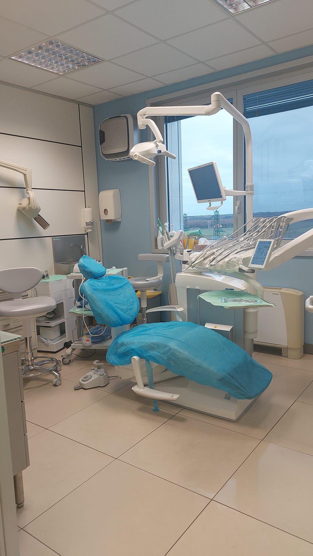 interni del centro di dentisti – medici a Livorno