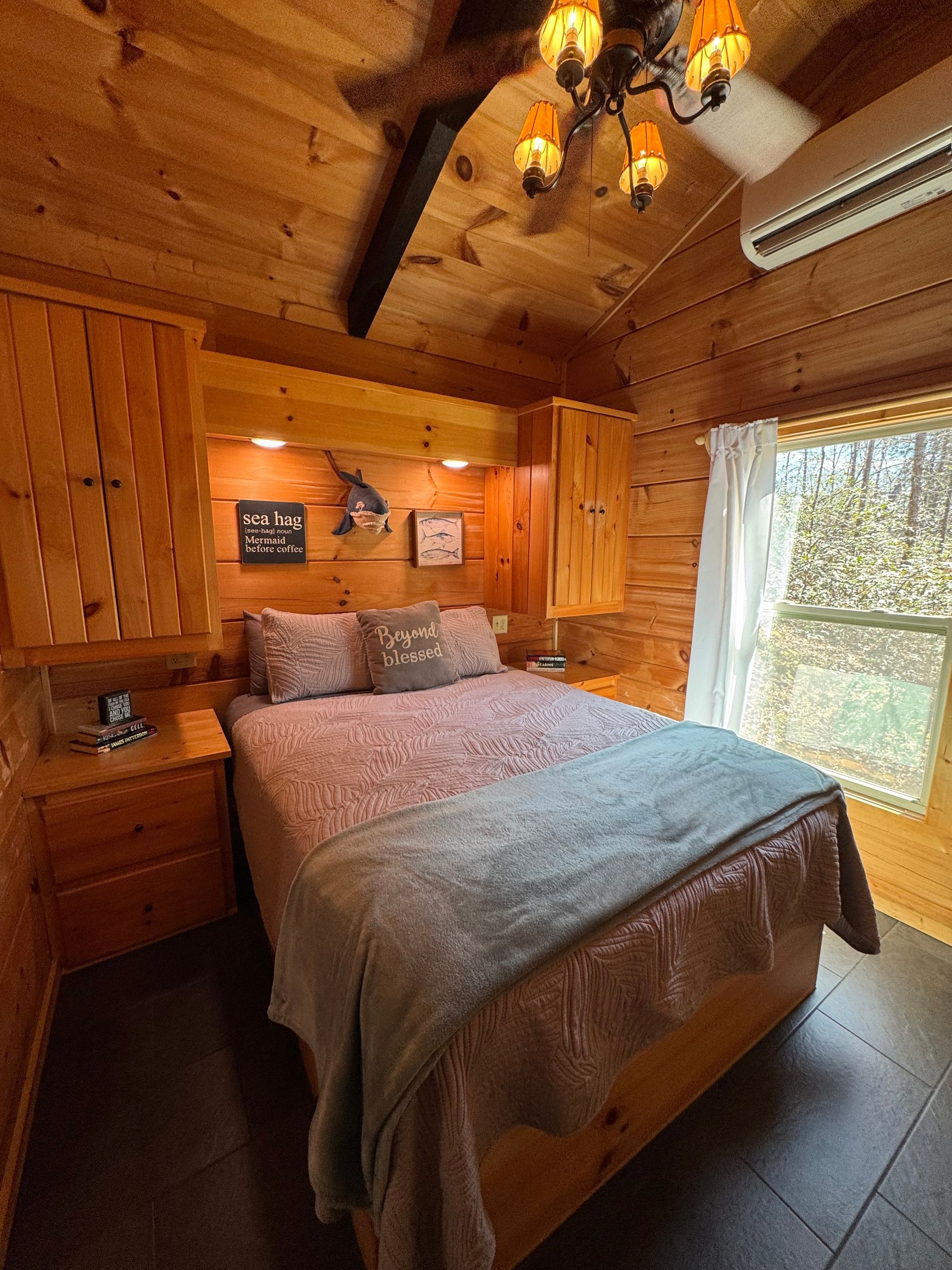 Bedroom inside Cabin F at Serenity Ridge for wedding guest accommodations