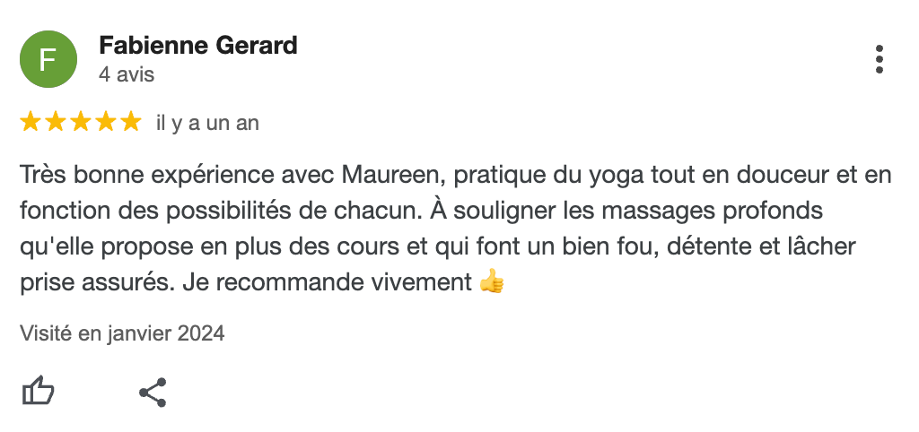 Une capture d'écran d'un avis Google pour un studio de yoga.