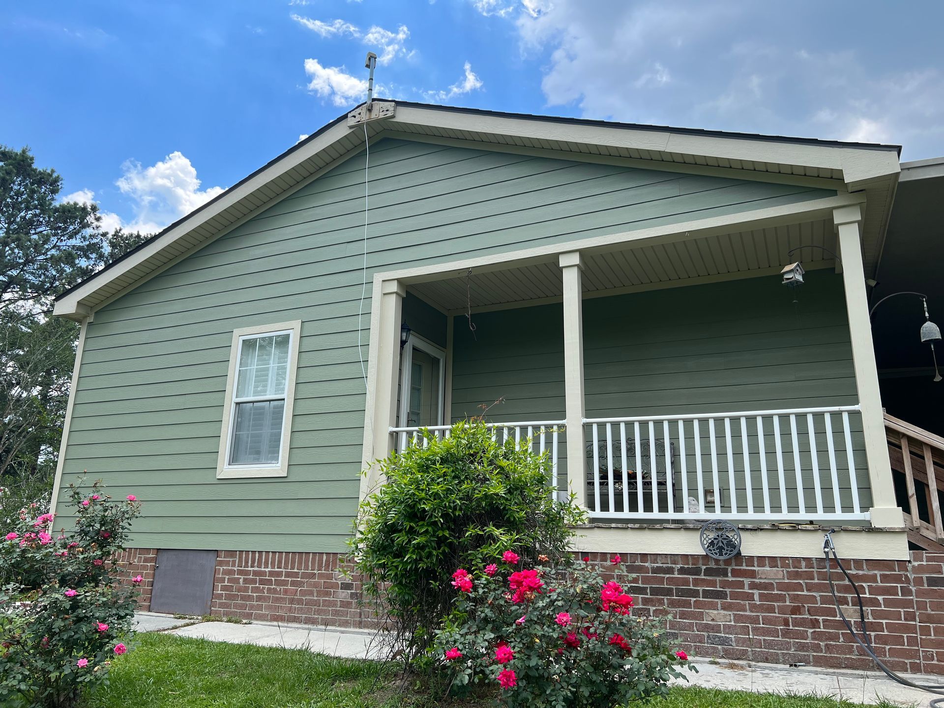 Sherwin Williams Evergreen Fog on house exterior