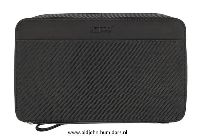 SK401 ZIPPO SIGARENTAS + SIGARENKOKER ZIPPO – TRAVEL CARBON RANGE  Zwart leer | Old John Humidors