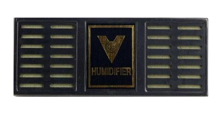 bv4 Angelo bevochtiger  ruimtebesparend - lang en smal - 
verkoop via oldjohn-humidors.nl