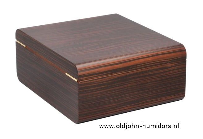 H154 Humidor Adorini Novara DeLuxe Hoogwaardig gelakt ebbenhout verkoop via www.oldjohn-humidors.nl