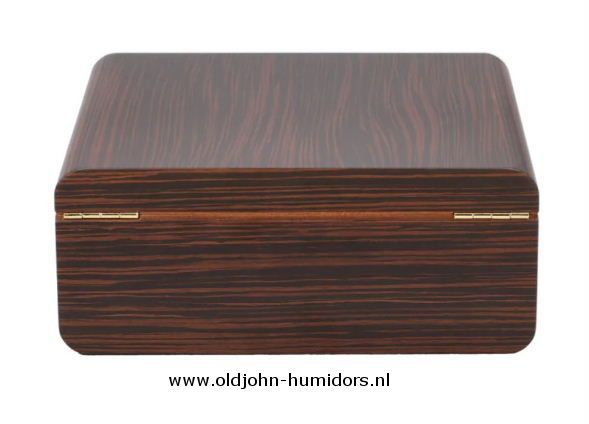 H154 Humidor Adorini Novara DeLuxe Hoogwaardig gelakt ebbenhout verkoop via www.oldjohn-humidors.nl