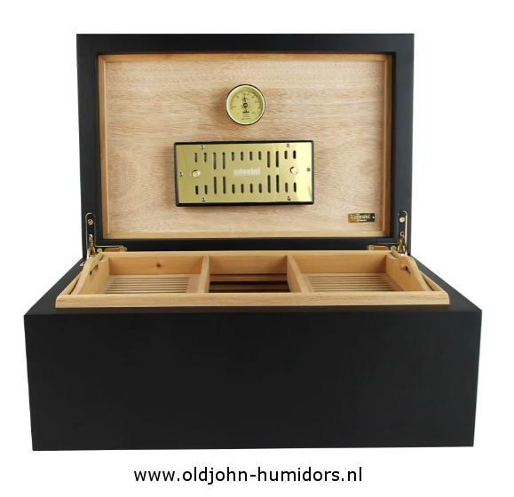 H165  Adorini Torini Grande Deluxe Humidor . Mat zwart voor 150- sigartern. Verkoop via www.oldjohn-humidprs.nl